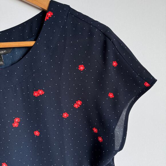 Banana Republic Dainty Floral Top Blouse Small Petite Navy Blue Dot Career Work - Picture 6 of 12